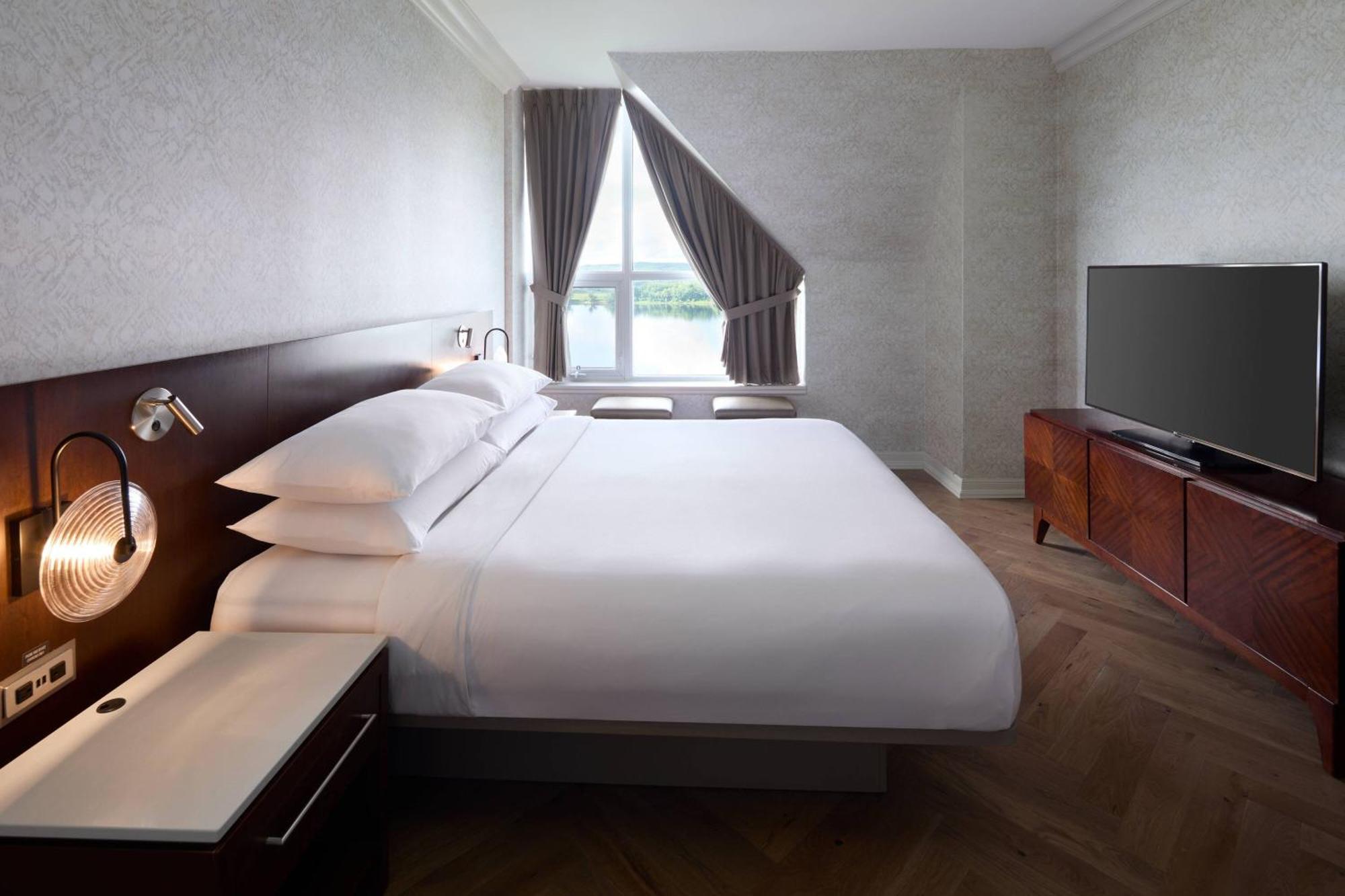 Delta By Marriott Hotel 4*